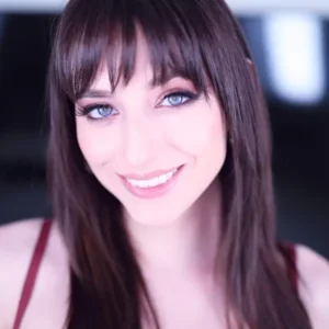 Amateur Allure Introduces Lana Smalls