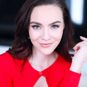 Amateur Allure Welcomes Back Freya Parker