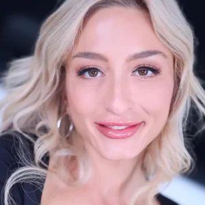 Amateur Allure Welcomes Kathryn Mae
