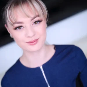 Amber Moore's Fifth Time at Amateur Allure