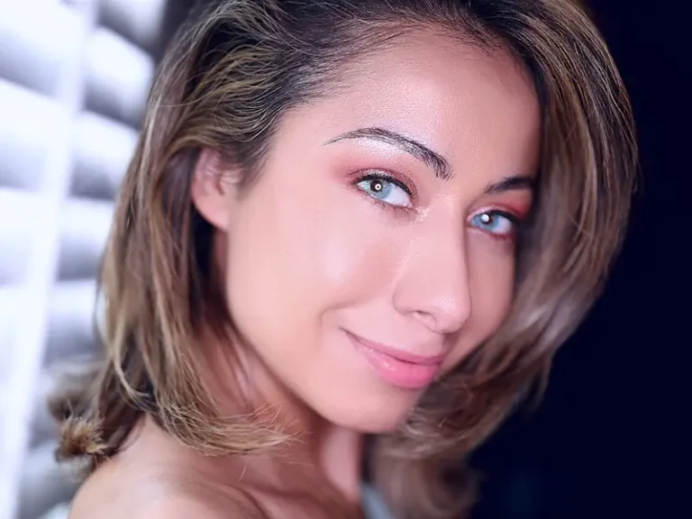 Athena Amour Returns to Amateur Allure in 2026