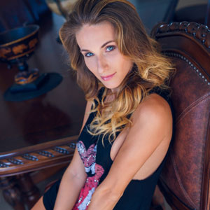 Cara Mell looking sweet