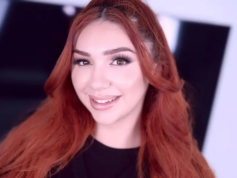 Cherie Gwendolyn Makes Debut at Amateur Allure
