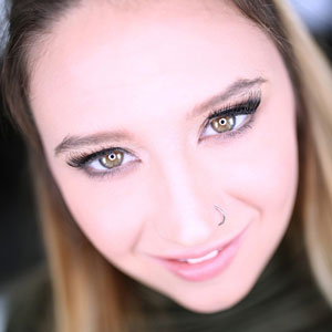 Elektra Rose's beautiful face