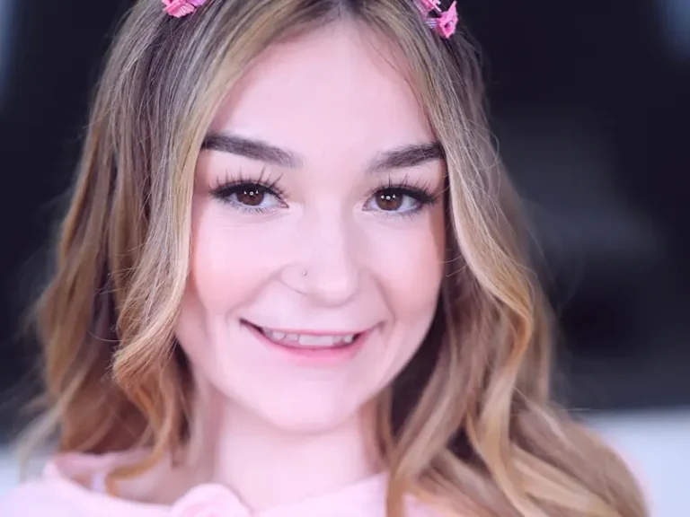 Della Cate Makes Debut at Amateur Allure