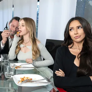 Hime Marie, Melody Marks & Millie Morgan having dinner