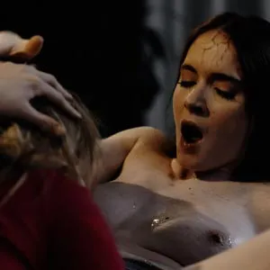 Eating out her pussy