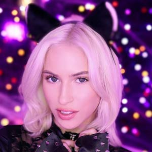 Kiara Cole in Halloween costume