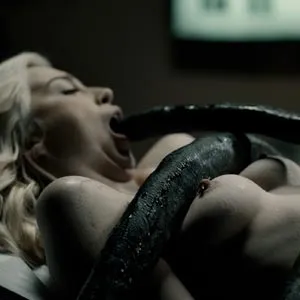 Multiple tentacles coming out