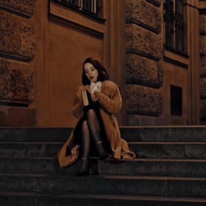 Lottie reading a book