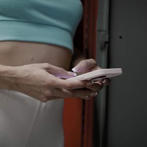 Texting with no bra on