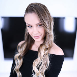 Naomi Swann smiling for the camera