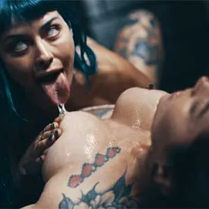 Big tit girlfriends having wild lesbian sex