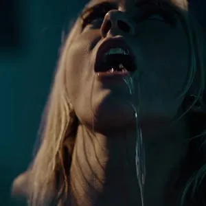 Chloe is ready to cum