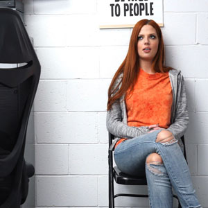 Shoplyfter red head busted