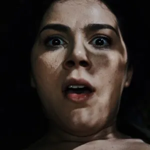 Close up on her surprised face