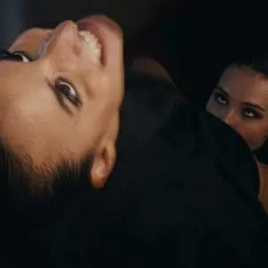 Vampire Amirah Adara loves the pussy eating