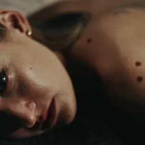 She found the dead body